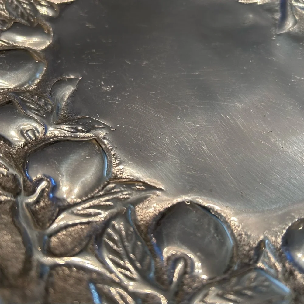 Vintage Arthur Court Double Handled Oval tray from the Apple Collection, 1989.